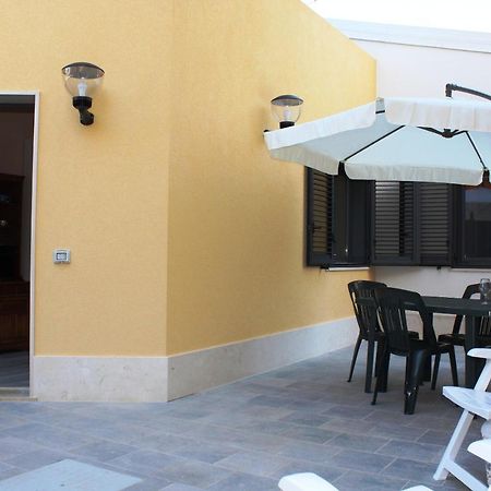 Re Sole La Dependance - Casa Vacanza V E N E R E Avola Exteriér fotografie
